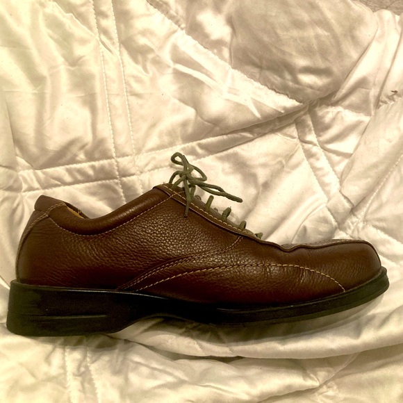 Men’s Axcess shoes size 10 M, brown, lace up, excellent condition - Picture 2 of 7